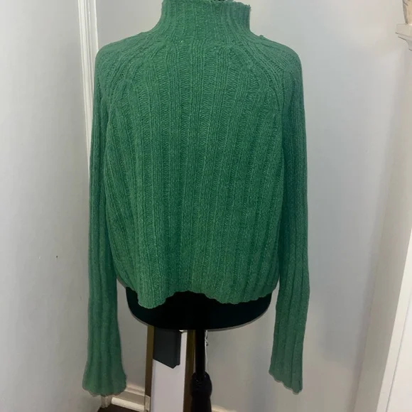 Green Women’s Sweater - Picture 2 of 3